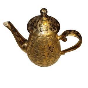 Savoy China Serving Teapot 24k Weeping Gold coffee tea Serveware 9"